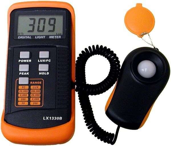 Luxometro Luxo Medidor Luz Radiacion Solar Digital LX1330B